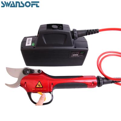 China Electric Pruner Anti-Slip Handle For Vineyard And Orchard With 30mm Cutting Diameter for sale