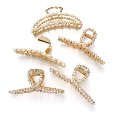 China Simple Elegant Fashion Rhinestone Pearl Hair Claw Clips Slings Alloy Transparent Metal Pearl Claw For Women Girls Ladies for sale