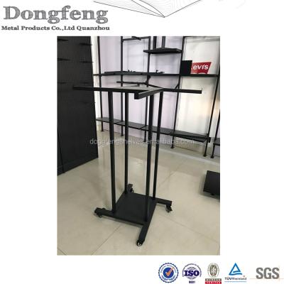 China Modern Lingerie Special Metal Design Main Chain Display Rack Four Way Rack for sale