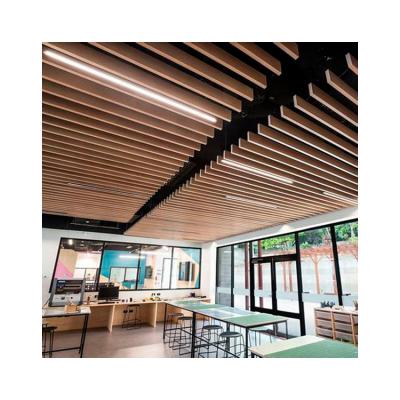 China Artistic Ceilings Aluminum Metal Strip Aluminum Metal Wood Strip Partition Partition Ceiling for Hall for sale