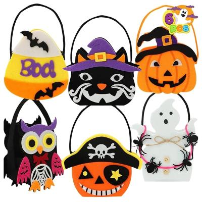 China New Hot Selling Eco - Friendly Halloween Party Decorations , Portable Felt Candy Bags , Handbags for sale