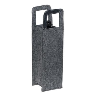 China 2023 Environmentally Friendly Factory Customized Felt Protective Portable Wine Bottle Bag With Handle for sale