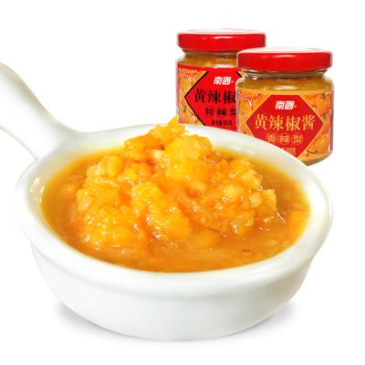 China For Cooking / Noodle / Meal Hot Sale Chili Sauce Spicy For Cooking Lantern Yellow Pepper Sauce for sale