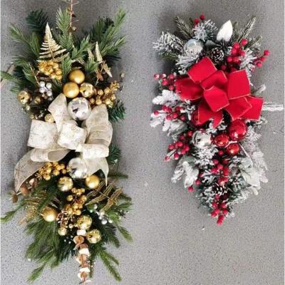 China Beautiful Led Door Garland With Mixed Decorations White Christmas Lights By Artificial Upside Down Tree And Frosted Berry for sale