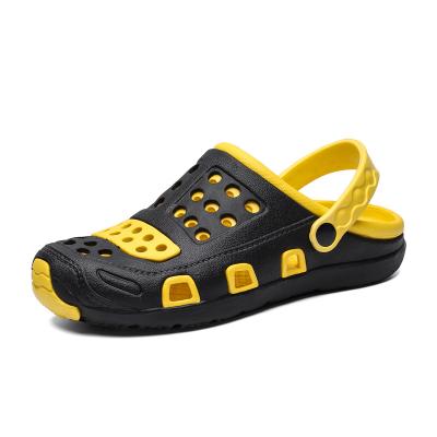 China Fashion Trend New Summer Fashion Cave Shoes Men Sandals Non Slip Eva Soled Outdoor Couple Beach Soft Mens Clogs for sale