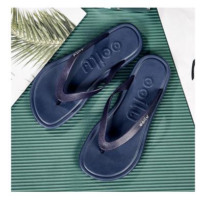 China Manufacturers Summer Fashion Trend Mens Fashion Outdoor Slippers PVC Casual Anti Slip Flat Flip Flops for sale