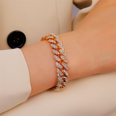 China Bracele Diamant-studded Thick Cuban Bracelet Chain Bracelet Hot Selling Jewelry Unisex Screw Charms Chakra Bracelet for sale