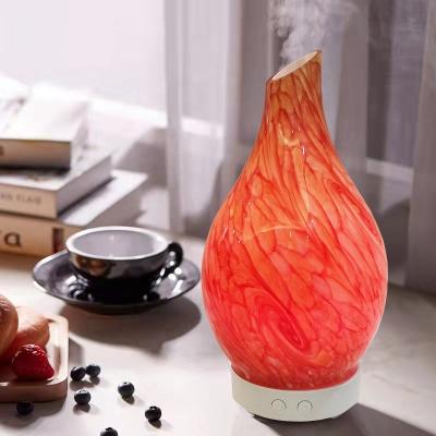 China Home Gift Mini Ultrasonic Glass Humidifier Desktop 7 Color Aromatherapy Machine Household 100ML Vase Shape Oblique Aroma Diffuser for sale