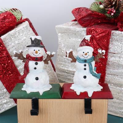 China Cheap Christmas Decoration Hot Redeco Christmas Ornament Snowman Christmas Ornament Room Supplies Resin Christmas Decorations For Home Decor for sale