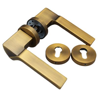 China Modern high quality zinc alloy door handle lock for door handle wood hot sale newest interior door lock COPPER COLOR for sale