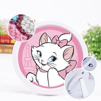 China Modern Handmade 5d Diamond Painting Toys For Kids With Frame Pictures for sale