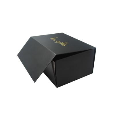 China Guangzhou Logo Folding Black Paper Flat Luxury Magnetic Gift Box Packaging Closure Handmade Custom Package for sale