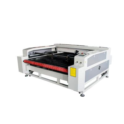 China Water Cooled 1810 1812 Fabric Cloth CO2 Laser Cutters Leather /Auto Feeding CNC Laser Cutting Machine For Textile for sale