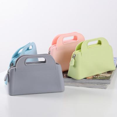 China Eco-friendly Silicone Coin Pouch With Zipper Make Up Beauty Skin Care Purse Waterproof Cute Mini Wallet Bag for sale