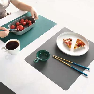 China Hot Sale Stocked Customized Silicone Table Mat Colored Silicone Placemat For Decorate Kitchen Table for sale