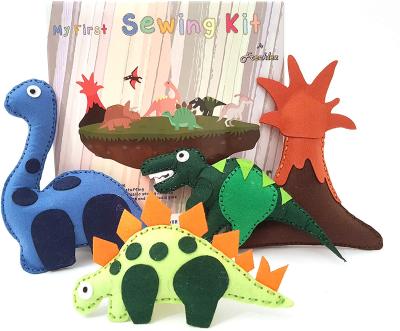 China DIY Felt Dinosaur Party Supplies Beginner Tools Kids Dinosaur Party Supplies Friendly Educational Christmas Craft Sewing Realistic Sewing Kit for sale