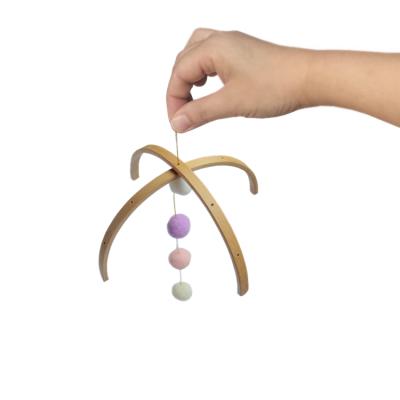 China Natural Beech Wooden Circle Arch Baby Crib Mobile Frame Mobile Hanger For Crib Crib Baby Mobile Making With Holes for sale