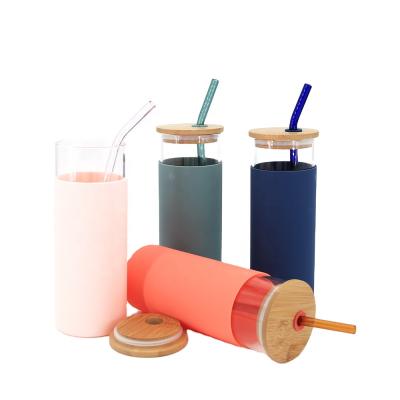 China Factory price viable wholesale 450ml 500ml silicone bottle anti case glass drinking hot water bottles with straw for sale