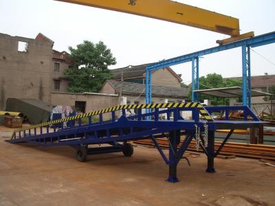 China 1000KG hydraulic yard ramp with 12ton Rated Loading Capacity for sale