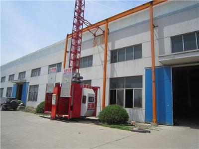 China Hydraulic construction lift 1000kg - 2700kg  High strength steel for sale