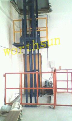 China Indoor / outdoor Rail guide Lift Platform for heavy cargo for sale