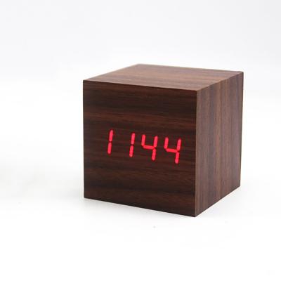 China LUMINOVA 2.5 Inch Raymons Smart LED Creative Luminous Electronic Alarm Clock Table Supports Custom Logo for sale