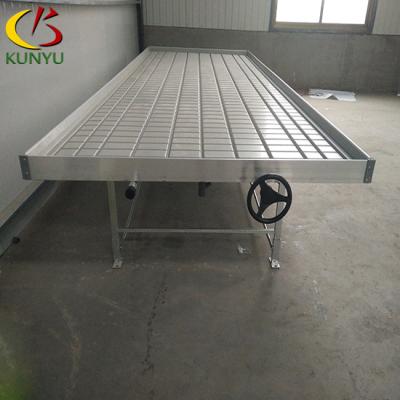 China Hot Dip Steel Alloy / Ganlvanized Aluminum / Plastic Under Irrigation Benches Flood Bench For Greenhouse for sale