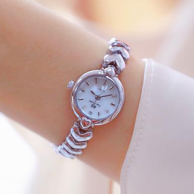 China Luxury New Arrival Dropshipping Day/Date Love Heart Link Chain Bracelet Watch For Girls Women Small Watches Jewelry for sale