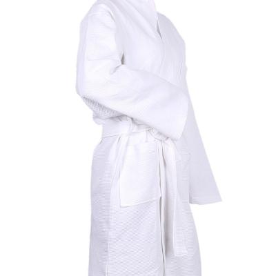 China Luxury Home Textile Strong Water Absorption Heat Preservation Unisex Bathrobe Robe Cotton Wholesale Women Waffle Bath Robe for sale