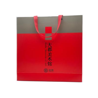 China Recyclable Paper Tea Packaging Shopping Bag With Handle for sale