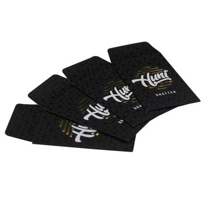 China Gift Packaging Hot Gold Matte Lamination Logo Black Paper Envelope For Packing for sale