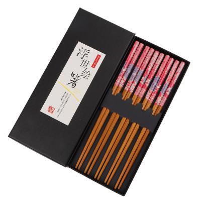 China Viable Rose Flower Japanese Style Reusable Colorful Bamboo Chopsticks Five Pairs Gift Box Tableware Set Chopsticks for sale