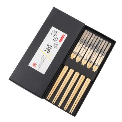 China Gray Kitten Viable Bamboo Chopsticks Pattern Reusable Premium Unique Design Five Pairs Gift Box Chopsticks for sale