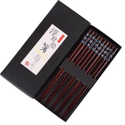 China Sakura Wood Pattern Unique Design Durable Glazed Chopsticks Tablewareset Five Pairs Gift Box Chopsticks for sale