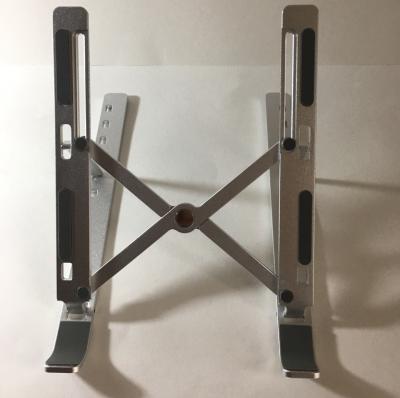 China Stempeln des Bearbeitungs4mm Macbook Pro-faltbaren Stands/des Aluminium-Ipad-Halters zu verkaufen