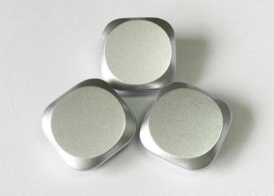 China Precision 0.05mm Tolerance Metal Die Casting parts Silver Zinc Alloy Buttons for sale