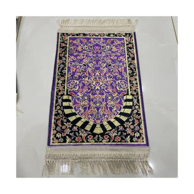 China New Design Washable Anti Slip Classic Gift Wholesaler Muslim Prayer Mat for sale