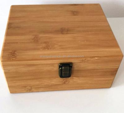 China China 30 Slots Essential Oil Bottle Wooden Storage Case Wooden Display Box for sale