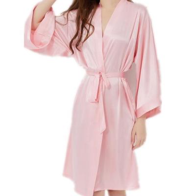 China QUICK DRY smooth silk long satin robes bride kimono robe for wedding party for sale