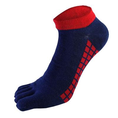 China Durable Collage Sport Stable Color Cotton Material Knitted Mens Five Plaid Toe Socks for sale