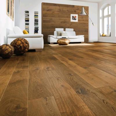 China Modern Wide Plank European White Oak Brushed And Smoked Flooring Panels for sale