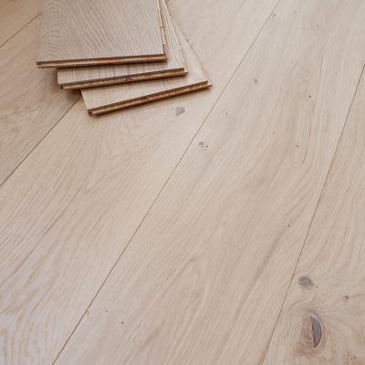 China Traditional European Quality 220 Mm Wide Plank Hardwood Flooring White Oak For Home for sale