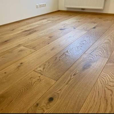 China Modern Smoked Color And Brush Multi-Layer French Oak Engineered Flooring for sale