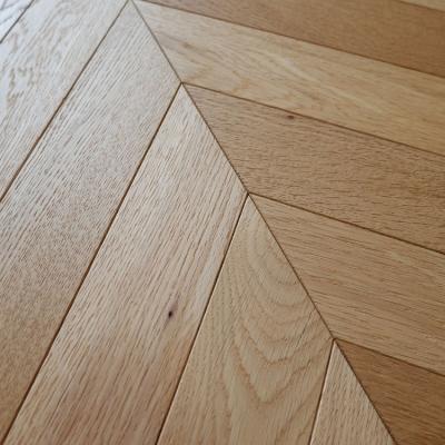 China Traditional Natural Oil Color Oak Herringbone Engineered Timber Timber Flooring for sale