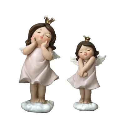 China Europe 2020 modern tiara girl home decoration resin supply items for sale