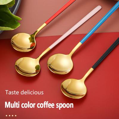 China Viable Wholesale Food Grade Metal Mirror Stainless Steel Wedding Party Kitchen Spoon Gold Flat Dinnerware for sale