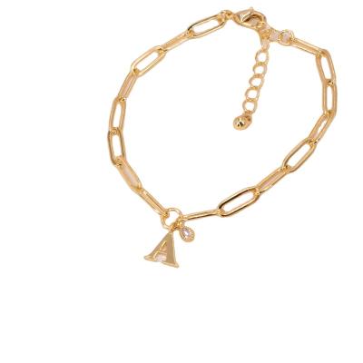 China Vintage Women's Bracelet 2022Gold Plated Initial Letter Link Chain Alphabet Bracelet Bridesmaid Gift Ideas for sale