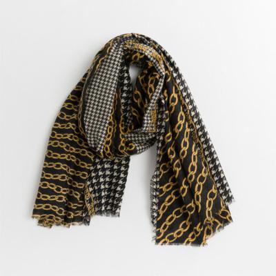 China Wholesale Autumn Winter Checkerboard Scarf Cashmere European American Plaid Chain Print Scarf For Women for sale