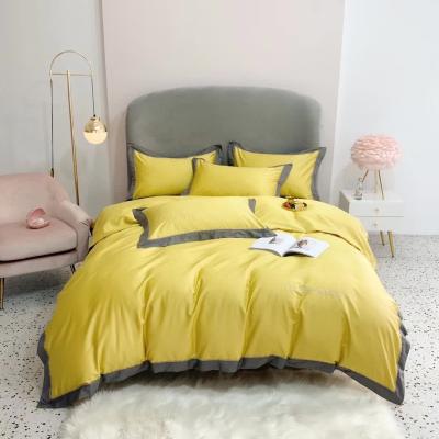 China Nondisposable 100% Nondisposable Hot Selling Luxury Comfortable 5 Star Queen Size Yellow Color Cotton Bedding Set for sale