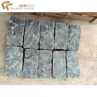 China Tumbled Finish Black Stone Cobble Brick Stone Paver for sale